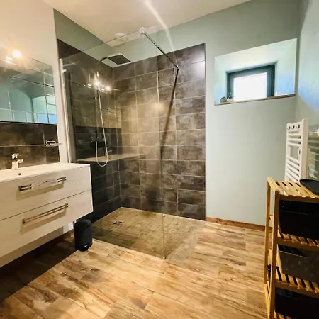 Domaine-charme-piscine-domme Villa *