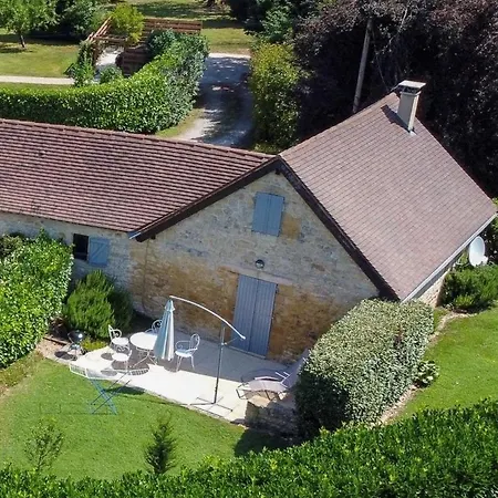 Domaine-charme-piscine-domme Domme